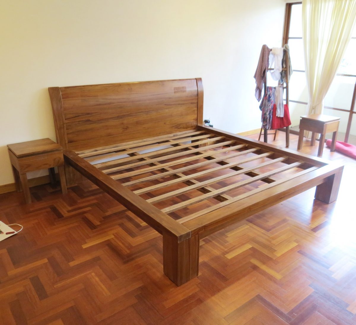 Nash Solid Teak Bed Frame King Size - Image 3
