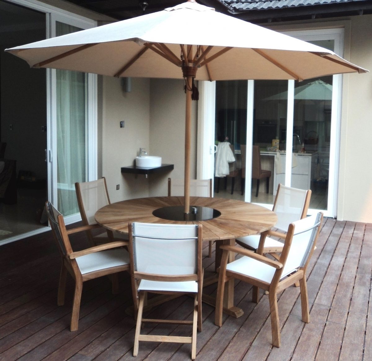Hawai Betyline Dining Set - Image 1