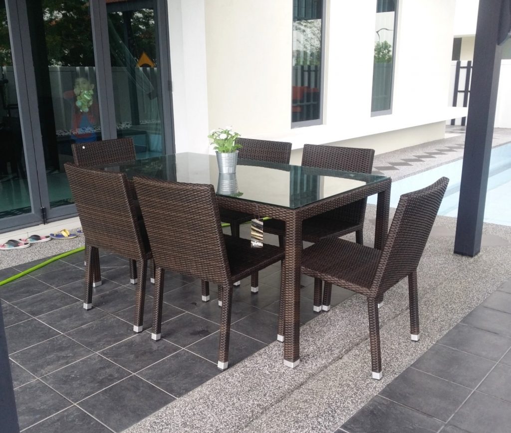 Calla Lyon Wicker-Garden-Outdoor-DiningTable-6-Seater