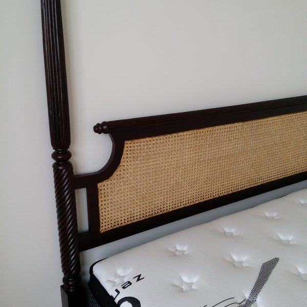 Bella Cane Four Poster Teak Bed - Image 4