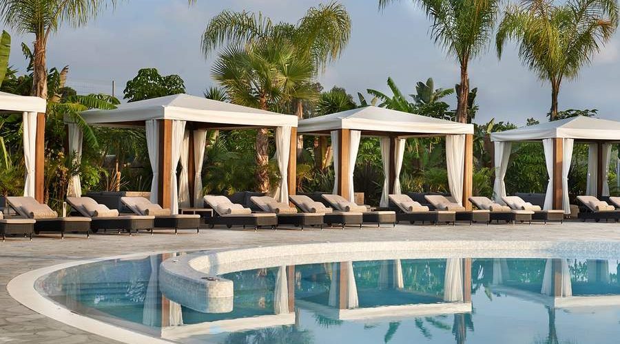 High End Furniture Store | Projects